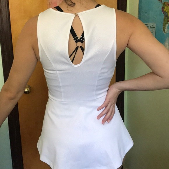 bebe Tank Top - Picture 4 of 5